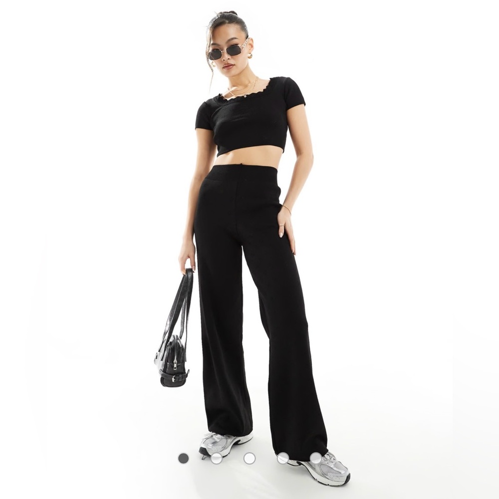 Wide Leg High-Rise Pants - Black